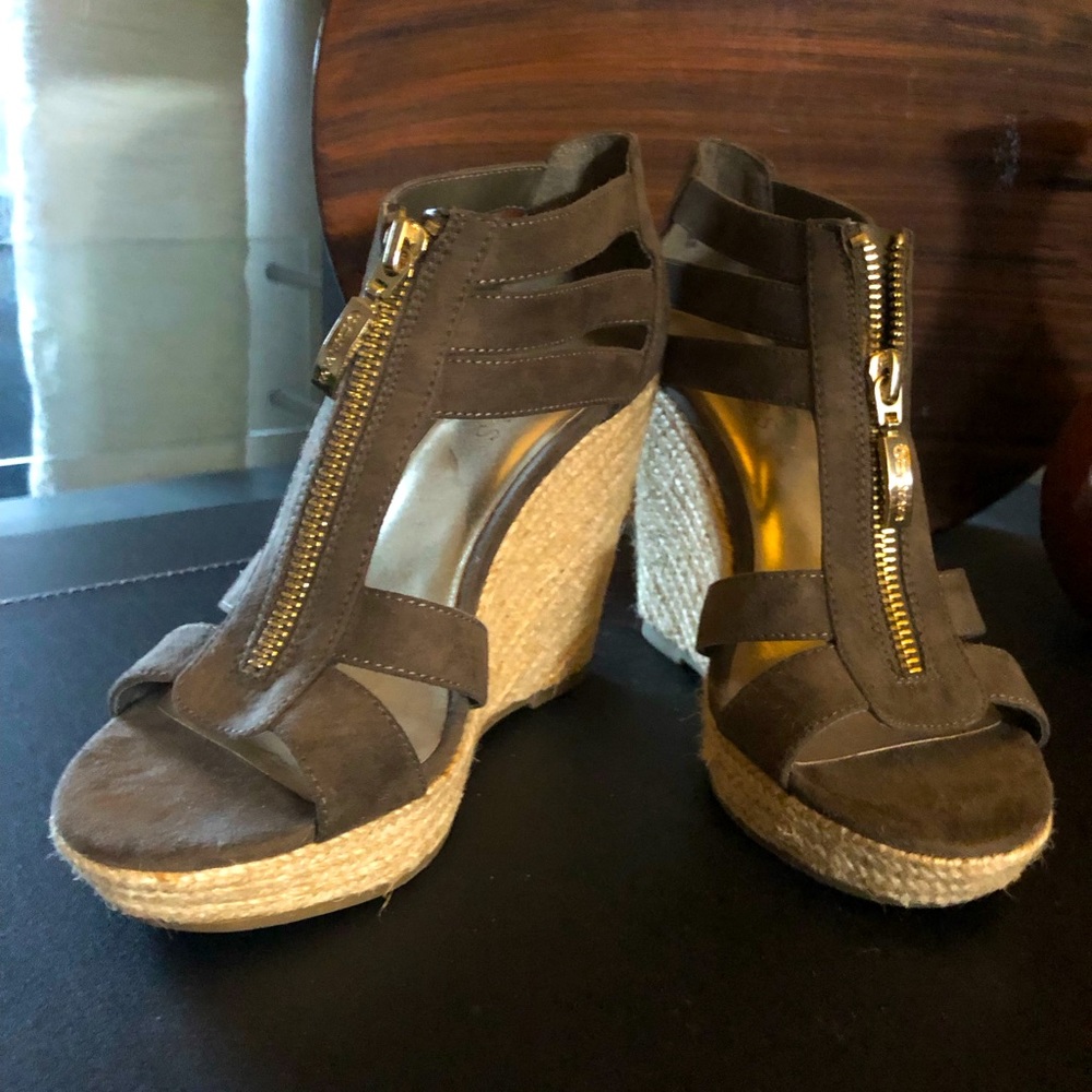 Guess Sandals (Army Green)